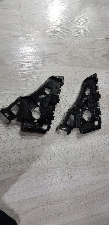 Купить Opel astra j направляющая бампера правый перед 1336873