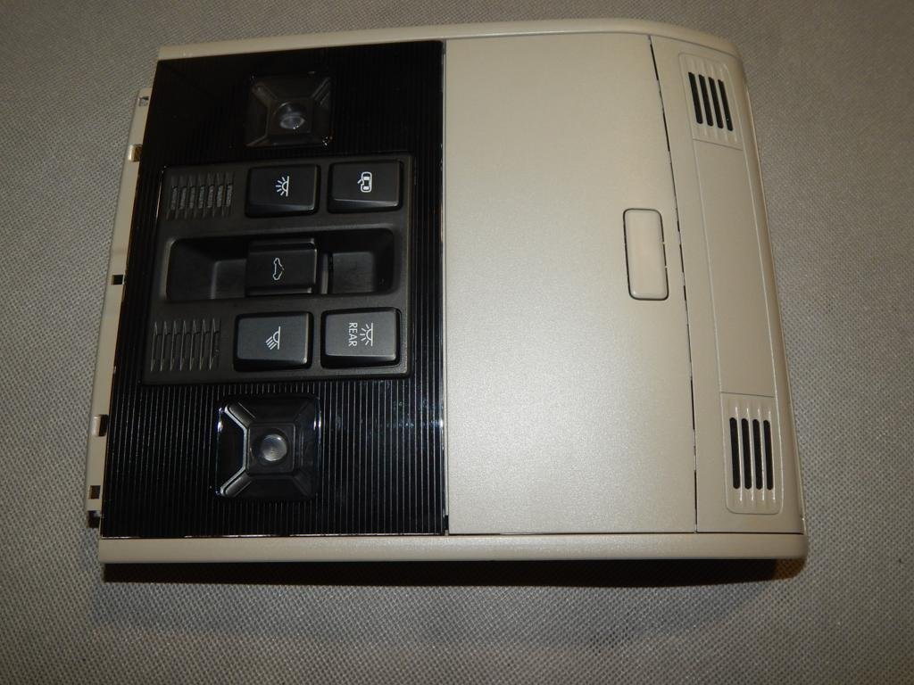 фото №1, Vw golf vii лампа салона кабины 5g0868837a