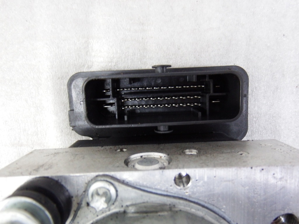 фото №2, Насос abs tesla model s оригінал