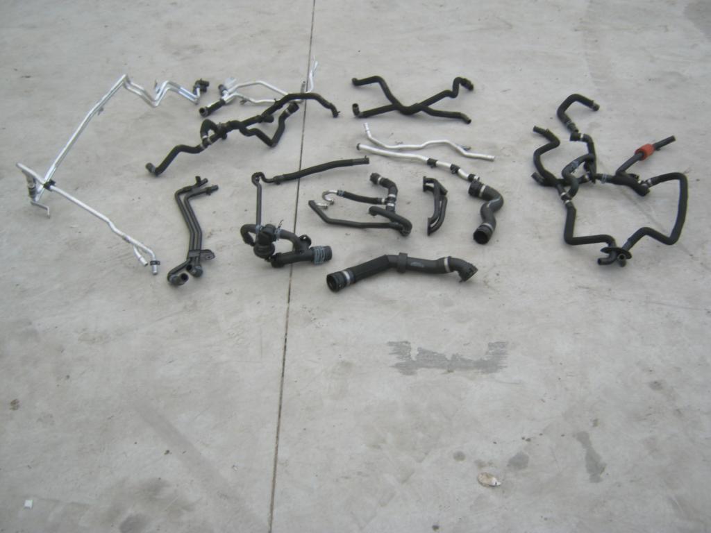 фото №1, Audi a8 4h d4 wąż труба шланг wody 06e121647j