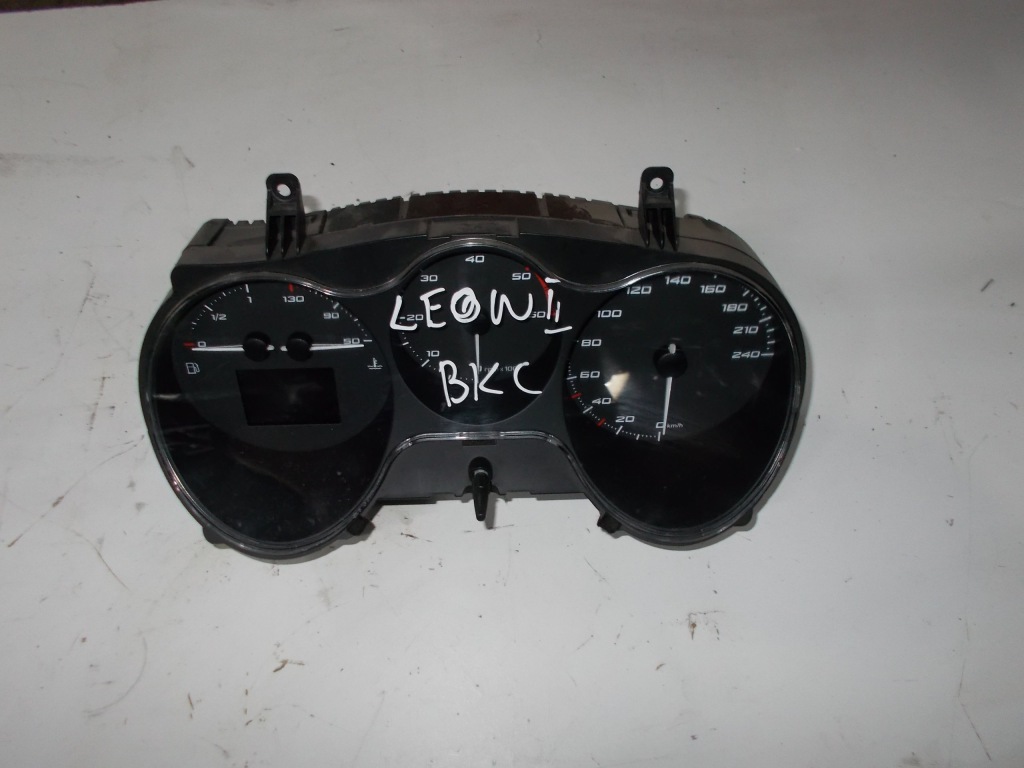 фото №1, Seat leon ii счетчик приборы 1p0920810j