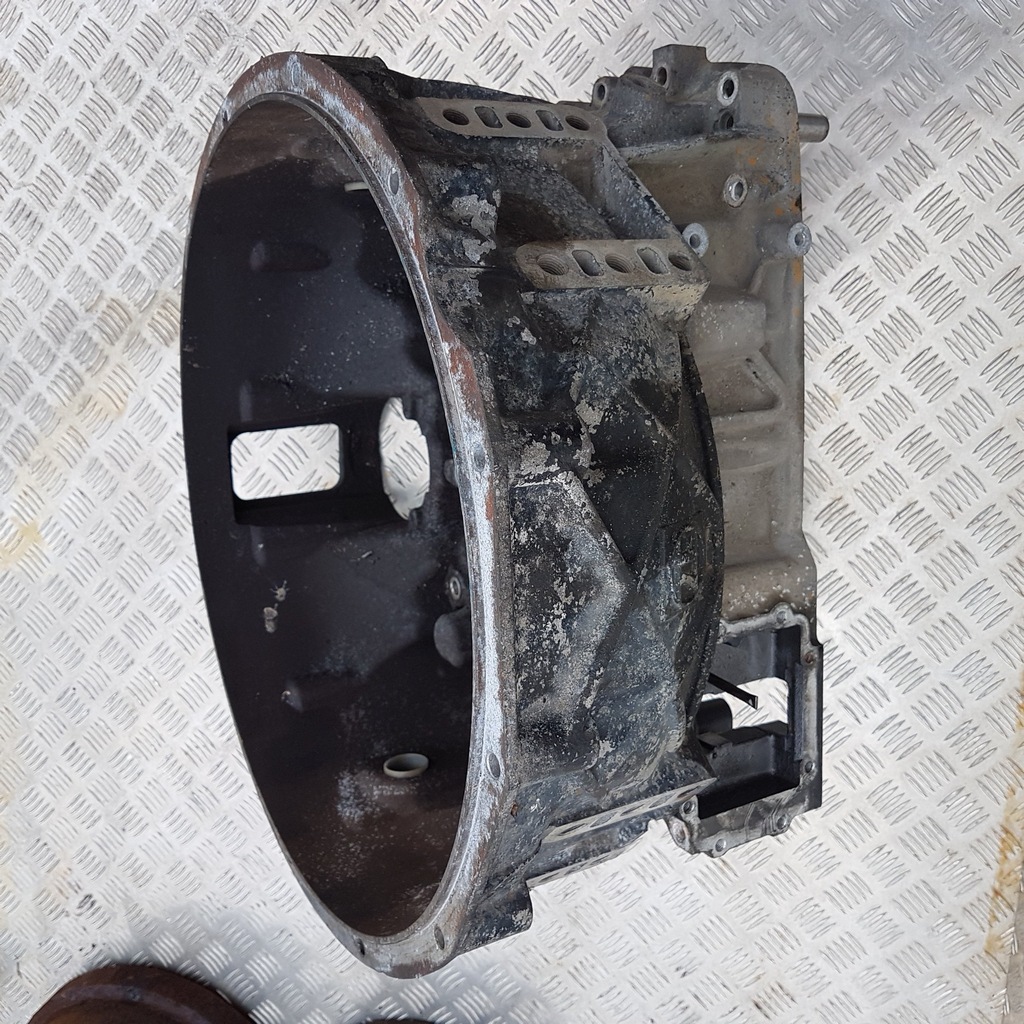 фото №1, Корпус коробки передач zf eaton