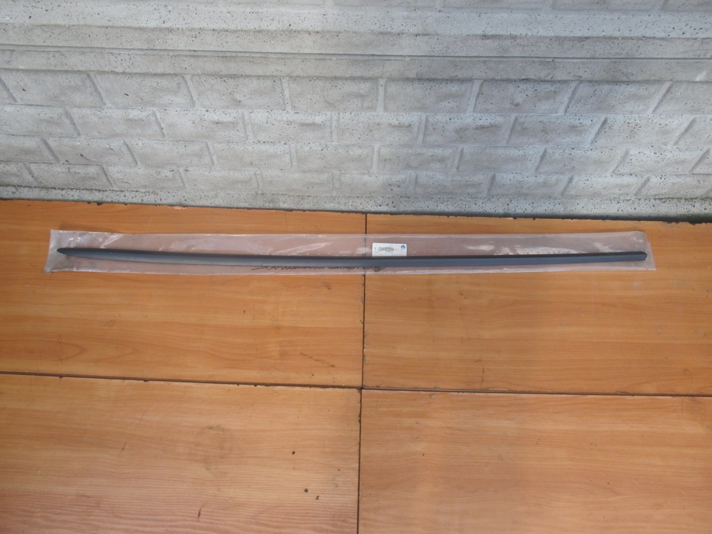 фото №1, Chrysler sebring 200 avenger 7-13 молдинг двері now