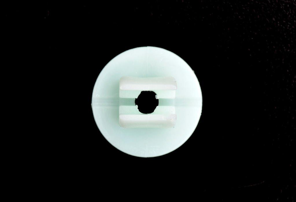 фото №5, Кліпса колодка гайка vw n90786701