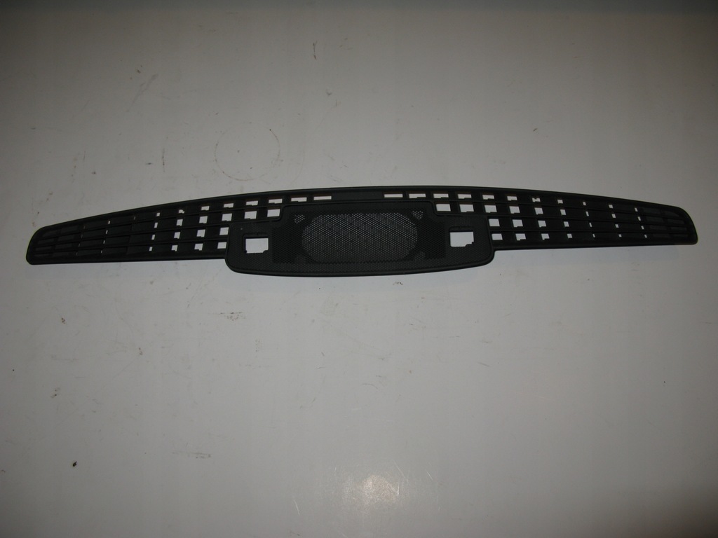 фото №1, Audi a3 8p 03-08 решітка консолі обдув середня