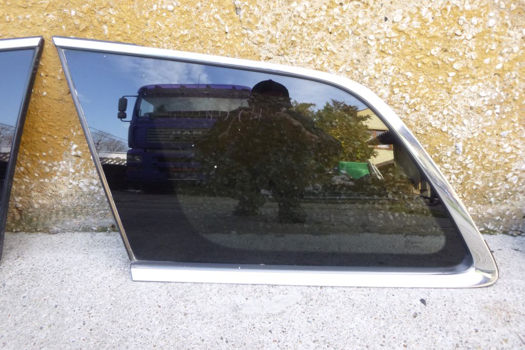 фото №5, Jeep grand cherokee 11- скло бічна права