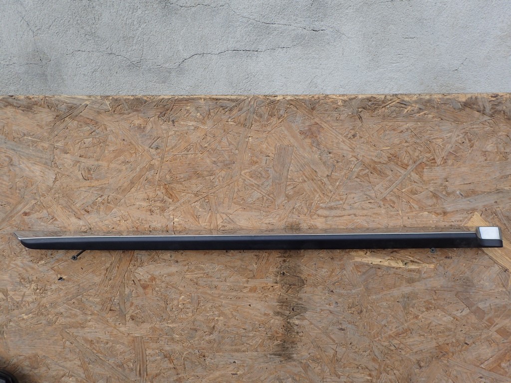 фото №1, Молдинг двері правий задня volvo v90 cross 31488779