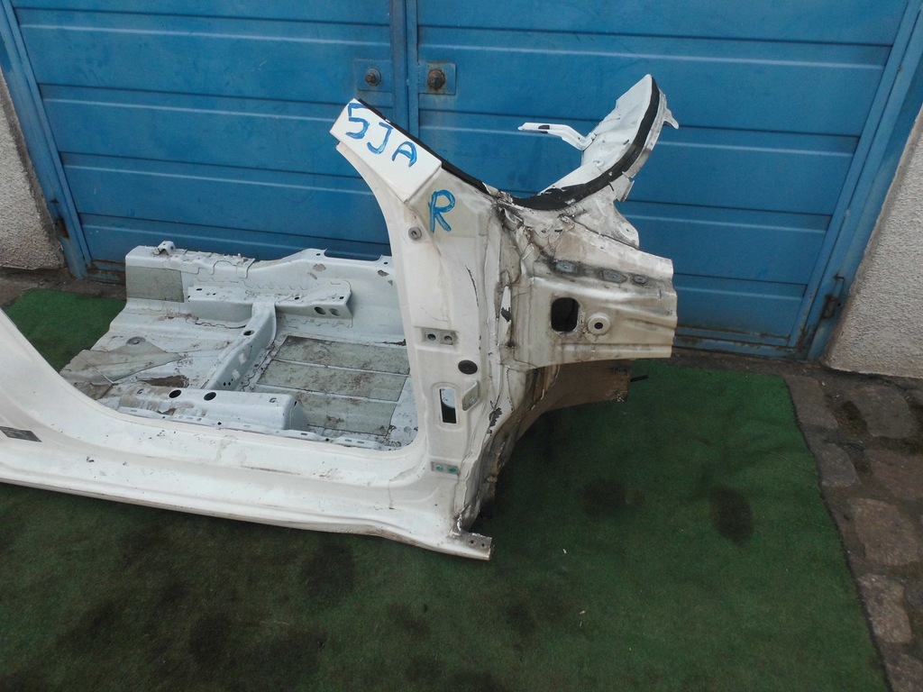 фото №2, Блок двигателя порог seat toledo iv skoda rapid 5ja правый