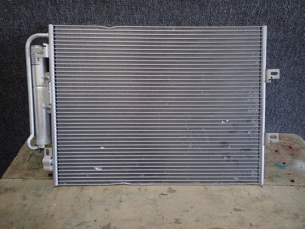 фото №1, Радиатор кондиционера renault twingo ii 2 989255j