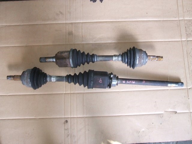 фото №1, Lancia musa 1.6multijet fiat idea приводной вал правая