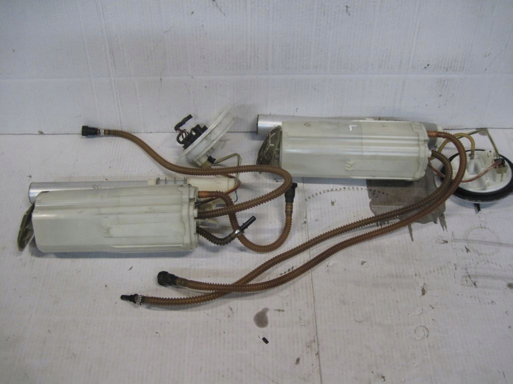 фото №1, Насос топлива vw phaeton 6.0 w12 левая 3d0919087