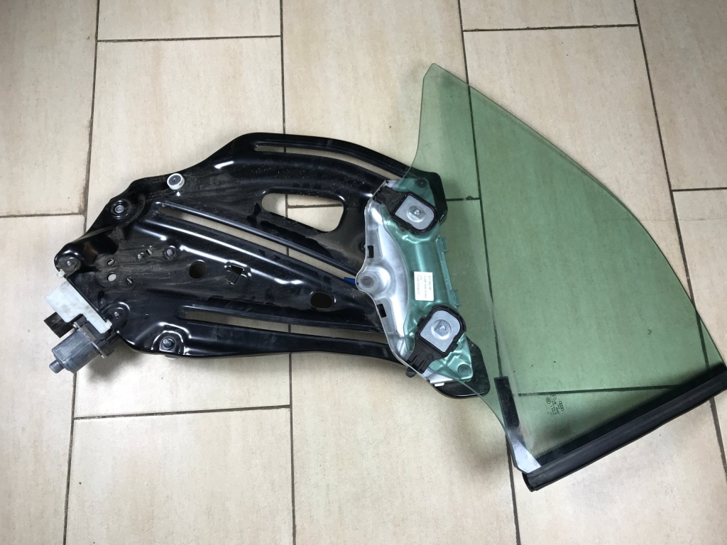 фото №1, Audi a5 cabrio скло+ механізм 8w7845298