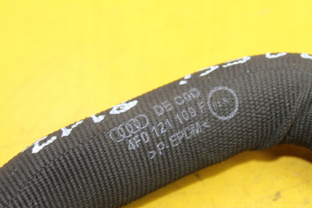 Труба шланг радиатора воды audi a6 c6 4f0121109f с Разборки