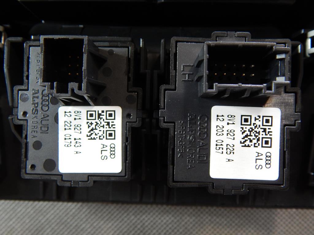 фото №5, Audi s3 8v панель управление mmi 8v0919614e