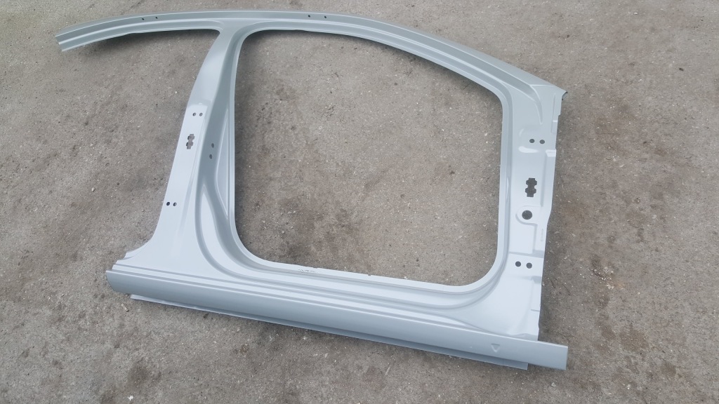 фото №1, Superb iii 3 3v0 порог блок двигателя правый обшивка nowe