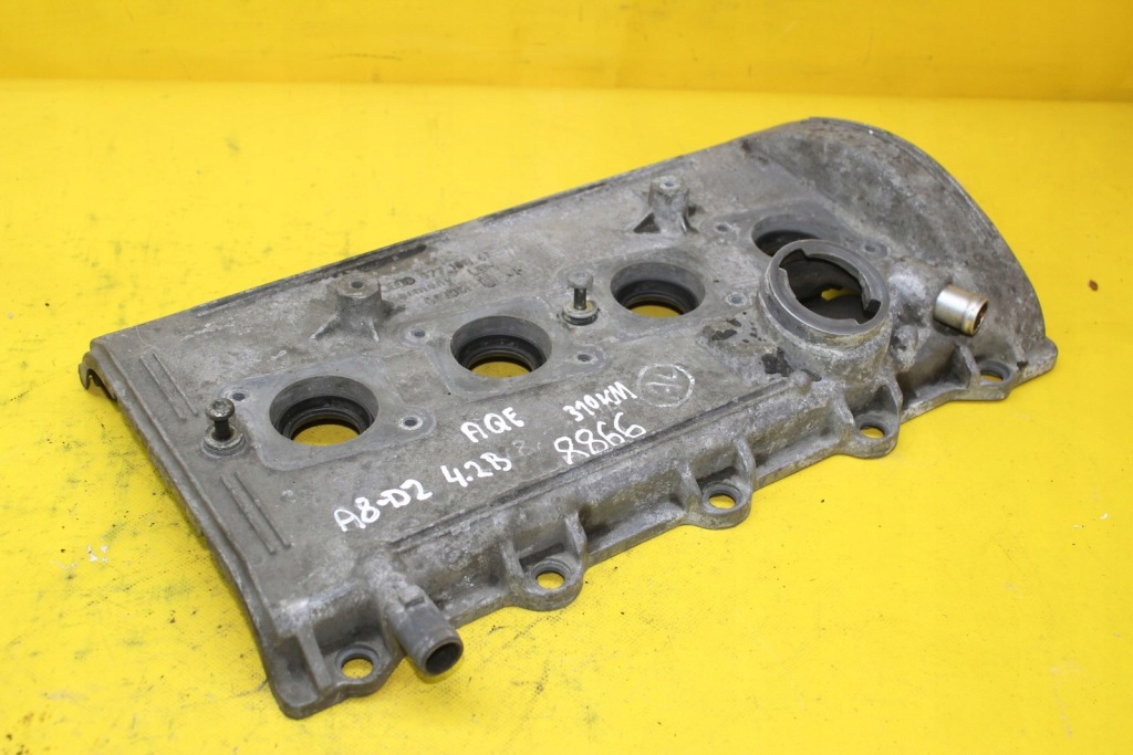 фото №1, Кришка клапанів 4.2b a8 d2 310km aqf 077103475n