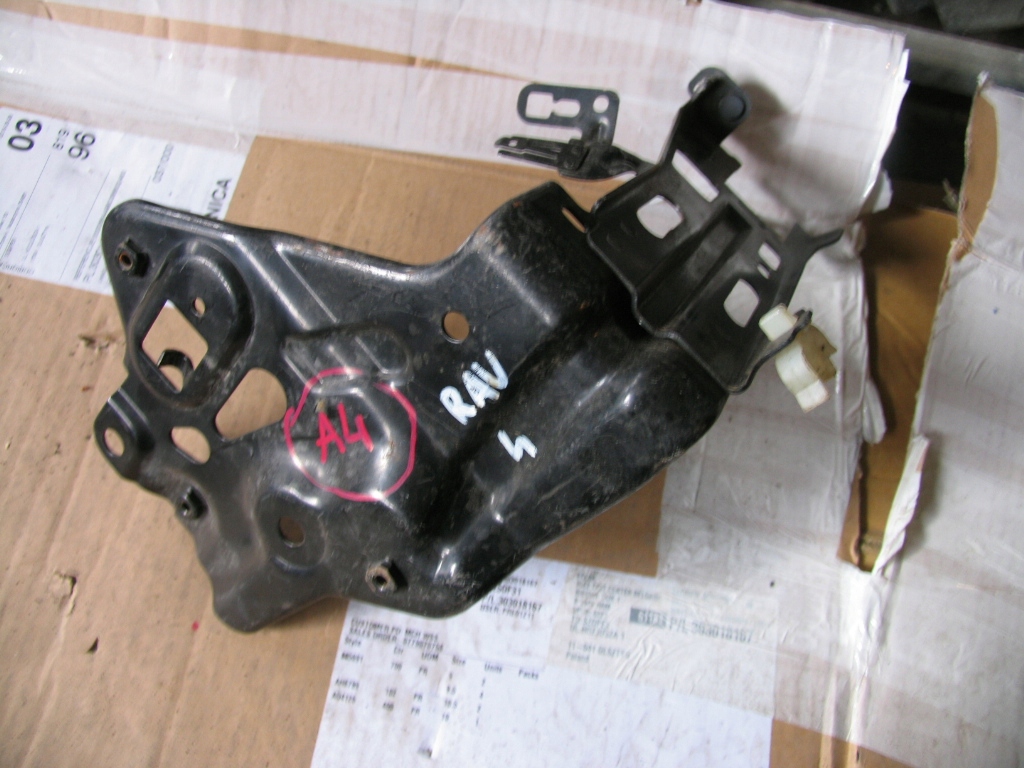 фото №1, Toyota rav4 06-09r основа акумулятор