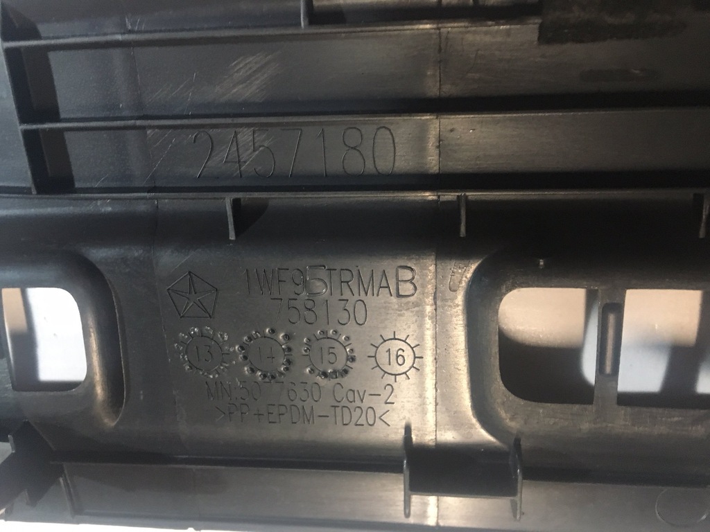 фото №4, Жабо приборная панель молдинг консоль jeep cherokee kl