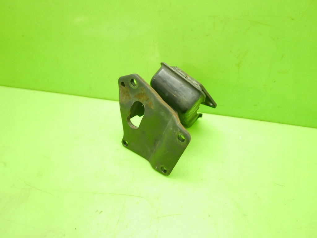 фото №8, Кронштейн подушка двигуна ліва hyundai h1 i 2.5 td 00-