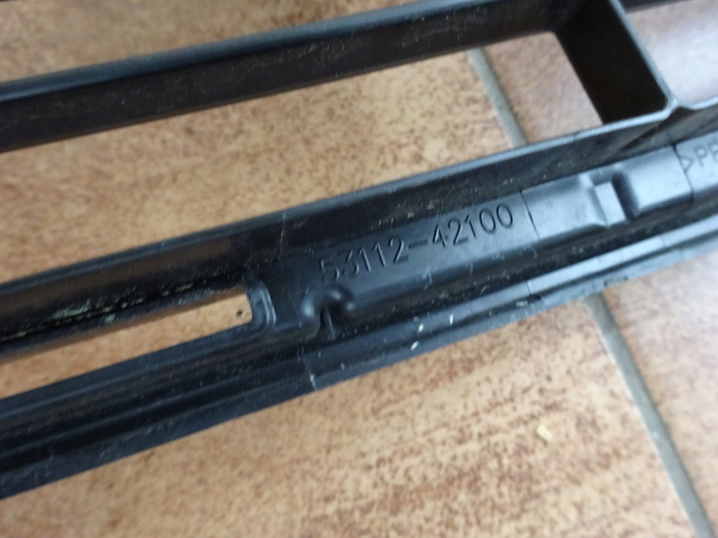 фото №9, Toyota rav4 lift 2015- 15-18 решётка верхний бампера