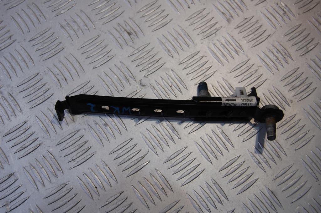 фото №1, Регулировка ремней jeep grand cherokee wk2 iv