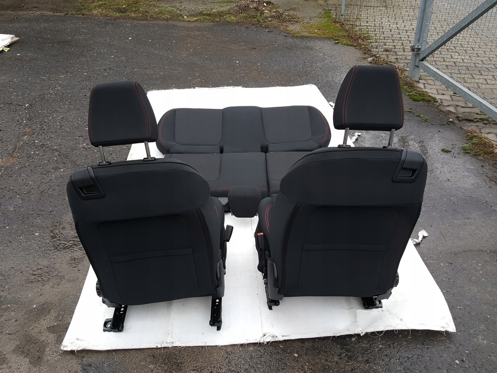 фото №7, Ford fiesta mk8 st-line сиденья заднее сиденье 3d пластики комплект