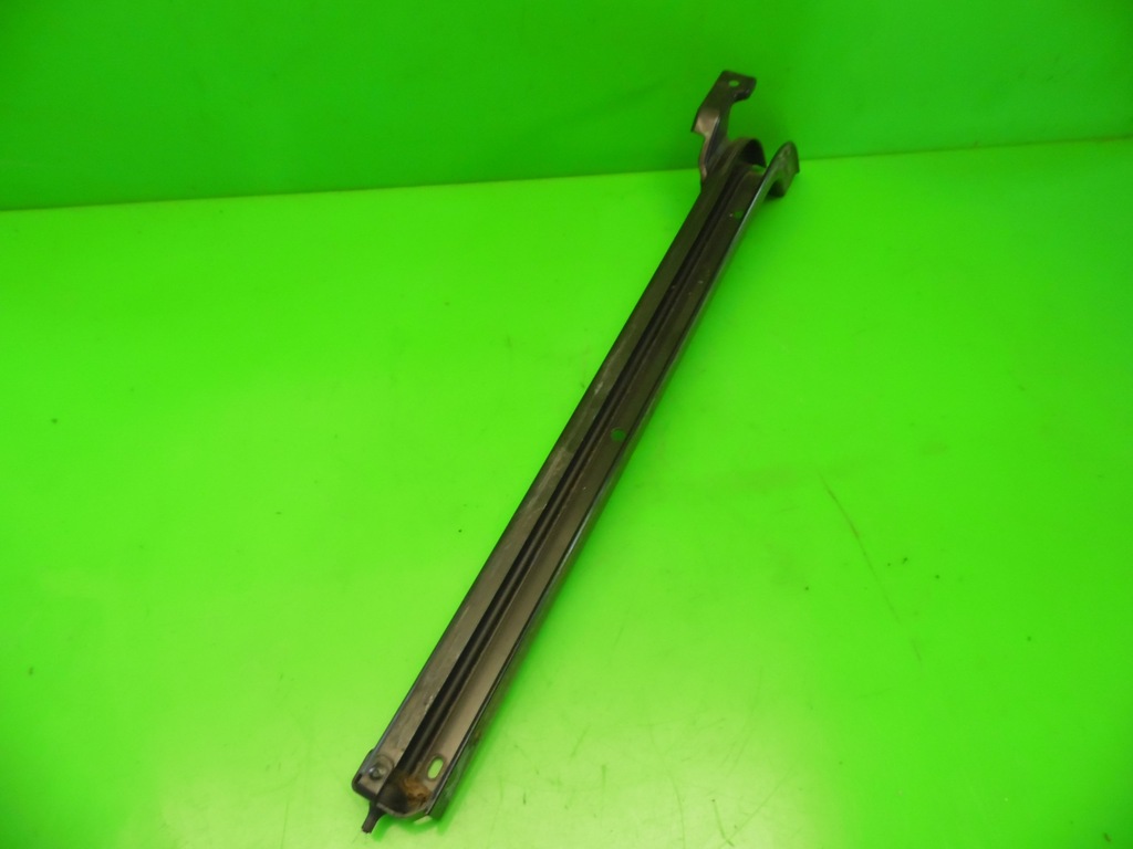 фото №4, Напрямна двері задня права mitsubishi space runner ii