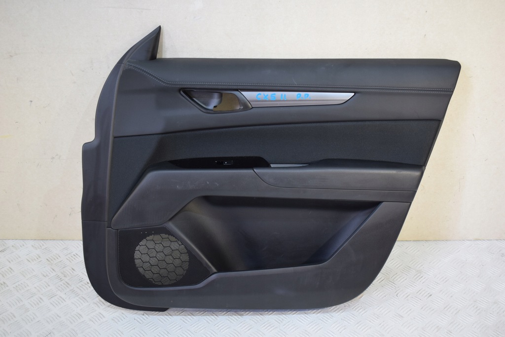 фото №1, Обшивка дверь правый перед mazda cx5 ii kb 2018