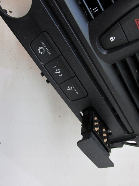 фото №4, Решітка обдув середня renault latitude