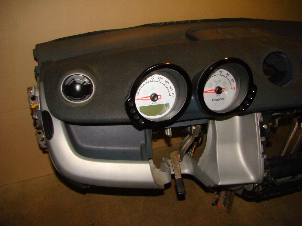 фото №8, Smart forfour панель приладів панель приладів консоль + подушка безпеки + ремені