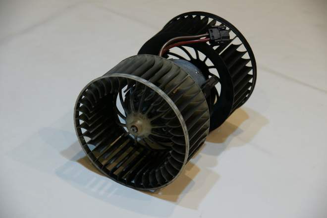 фото №6, Повітродувка вентилятор bmw 3 e46 iii x3 e83 europa