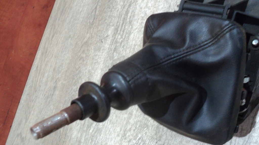 фото №5, Домкрат перемикання передач чохол subaru outback 11 r