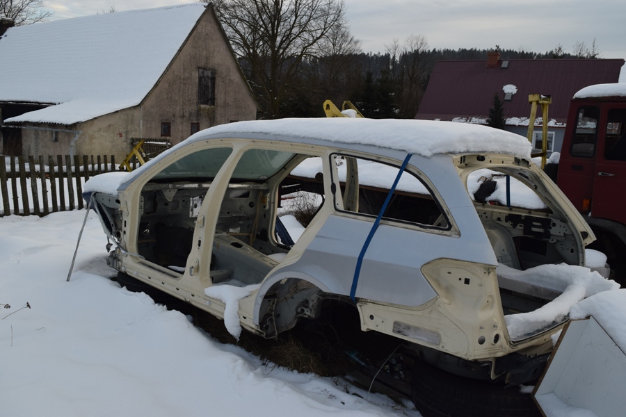 фото №2, Mercedes w212 lift лонжерон чверть перед r2013