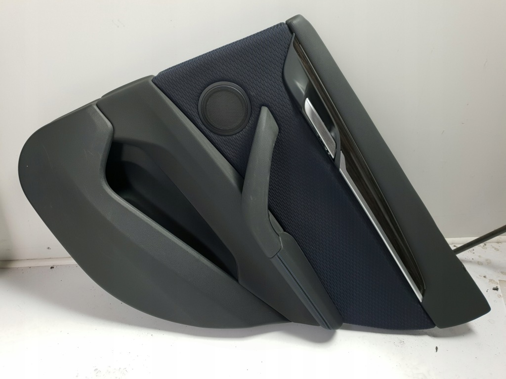 фото №1, Обивка обшивка дверь правый задняя bmw x1 f48