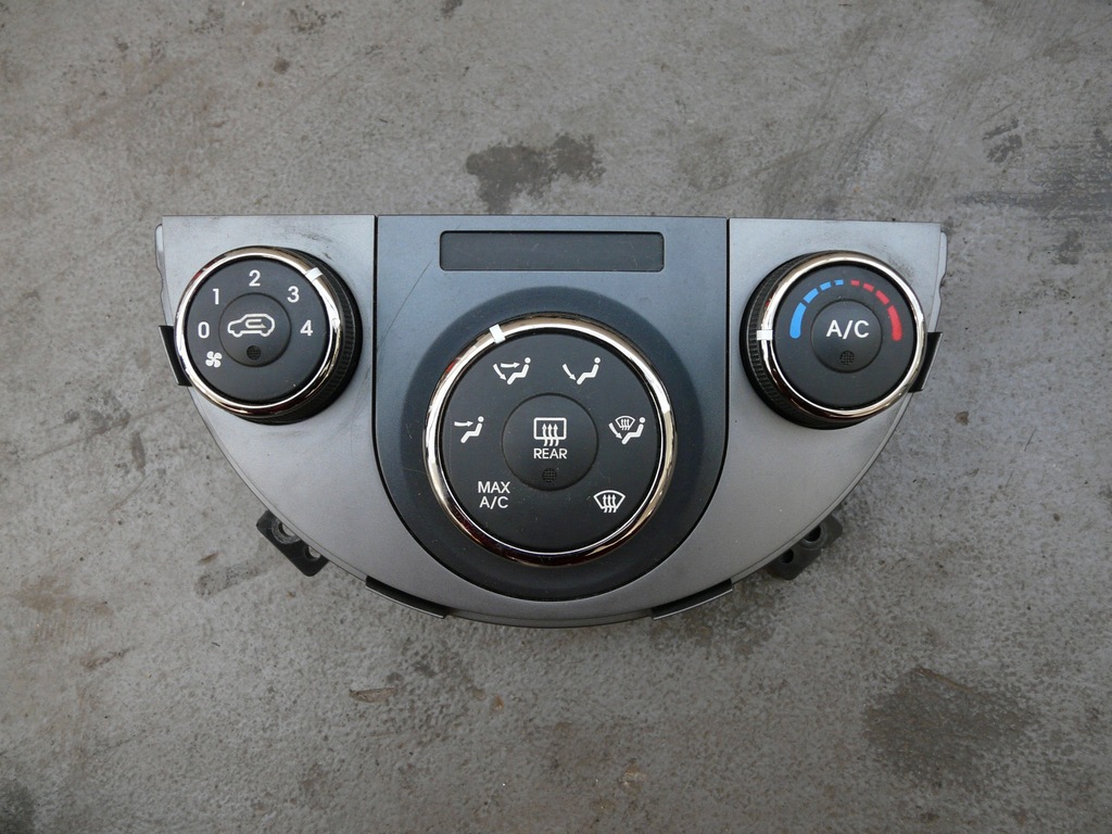 фото №1, Панель кондиционера kliomatronik kia soul 08-12