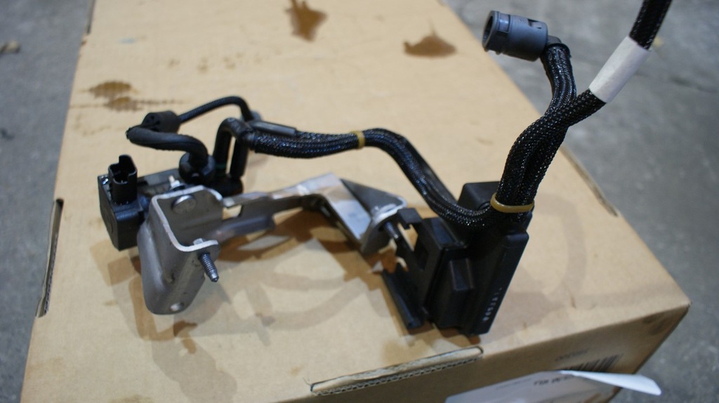 фото №3, Citroen peugeot 1.2 thp / клапан вакуумa