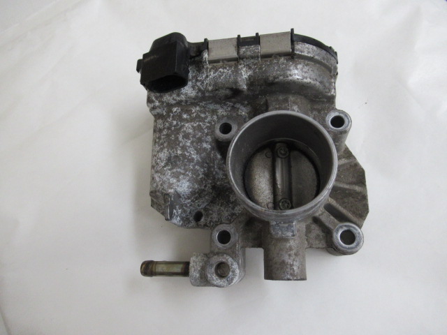 фото №1, Yaris ii 06-11 1.0 b дроссельная заслонка 0280750192