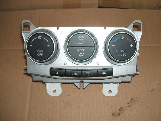 фото №1, Mazda5 панель керування обдув кондиціонера