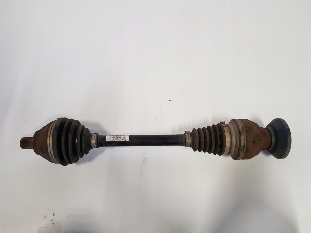 фото №1, Vw tiguan 5n приводной вал правая 4x4 2.0tdi 5n0407764m