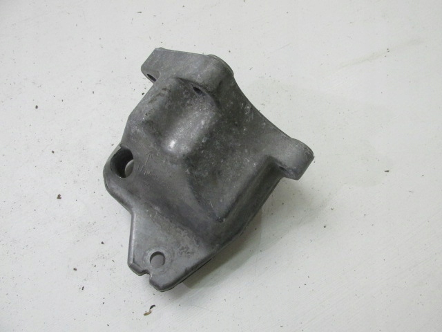 фото №1, Кронштейн кронштейн двигателя lancia thema