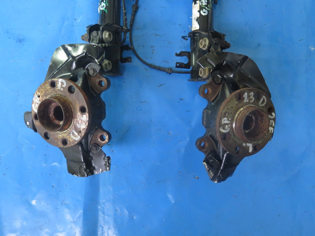 фото №1, Поворотний кулак ступиця перед p/l fiat grande punto evo