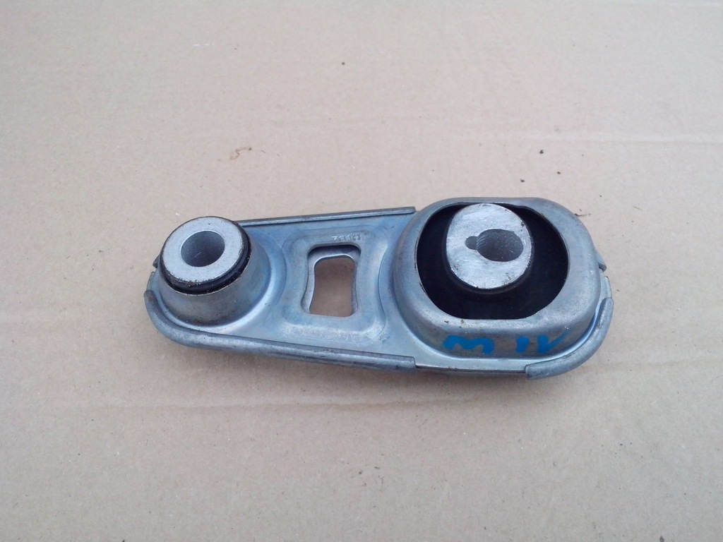 фото №1, Кронштейн подушка кронштейн renault megane iv 16-