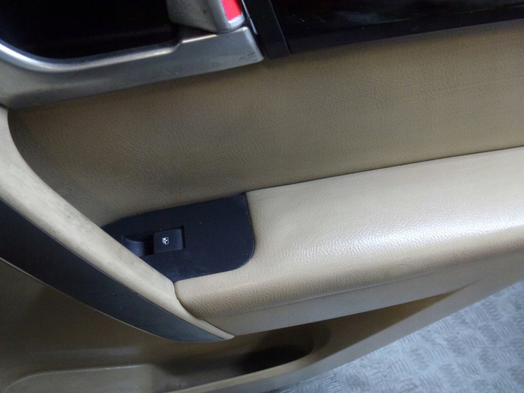 фото №4, Обшивка оббивка двері правий задня captiva lift