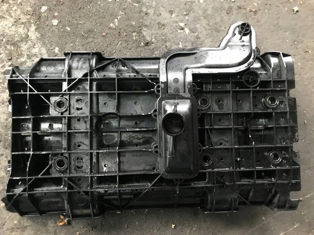 фото №1, Mercedes cla w117 gla маслоприймач картера масляна двигуна