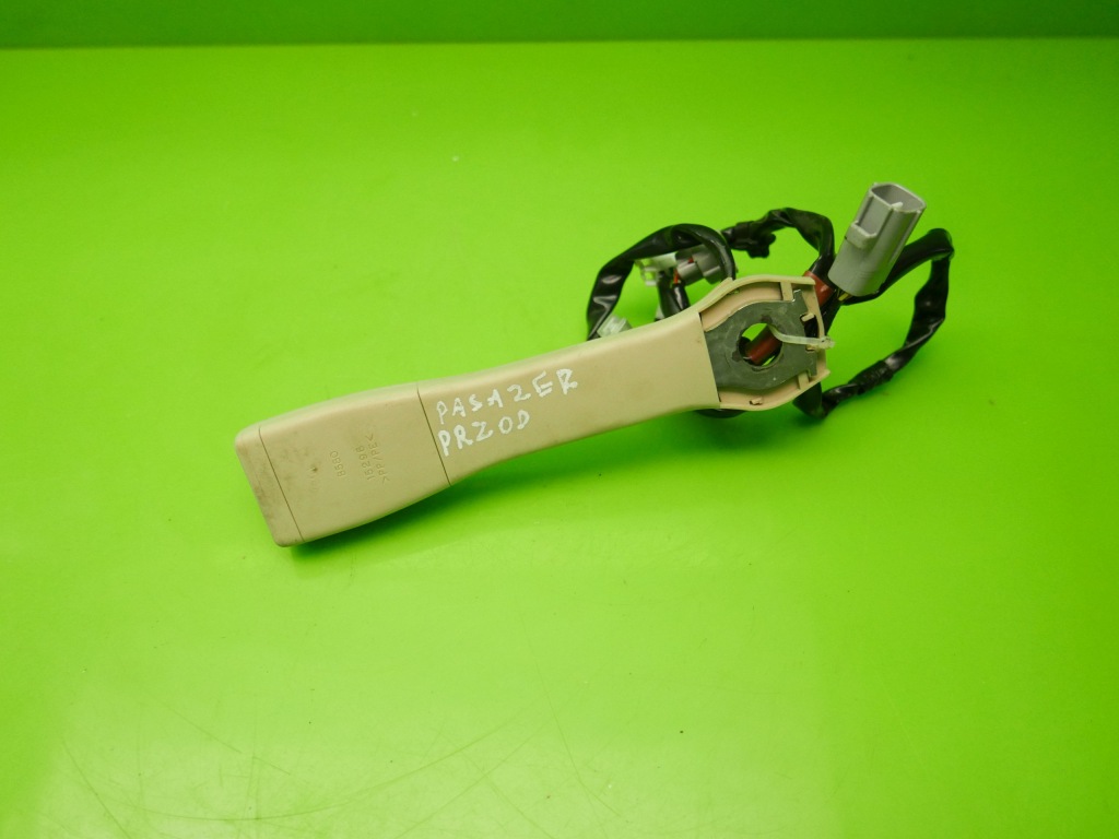 Клипса замок поперечина перед правое  lexus ls460l 12- Цена