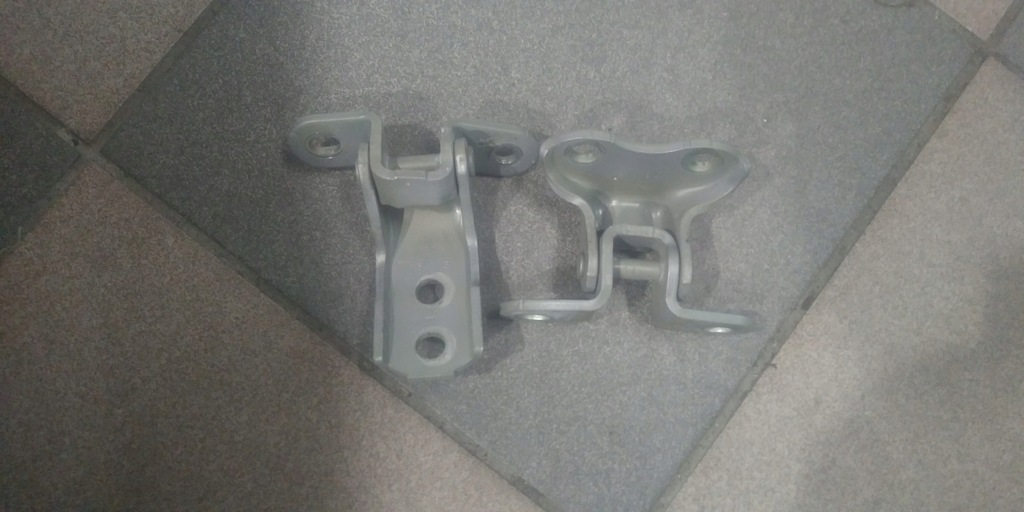 фото №1, Петли drzwi-prawy перед toyota auris