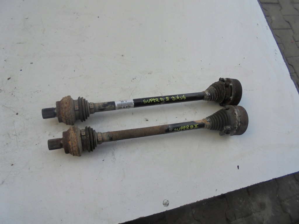 фото №1, Приводной вал правый задняя skoda superb 2 3.6 v6