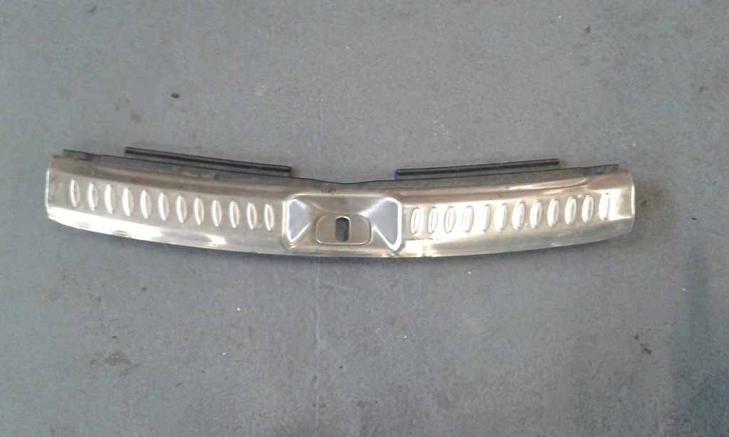 фото №1, Hyundai i40 kombi захист накладка поперечина задня заднього