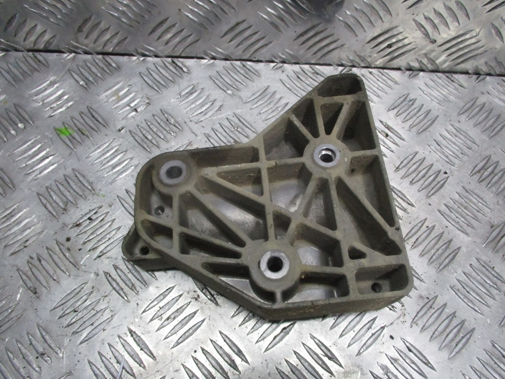 фото №2, Кронштейн bmw x5 e70 3,0d