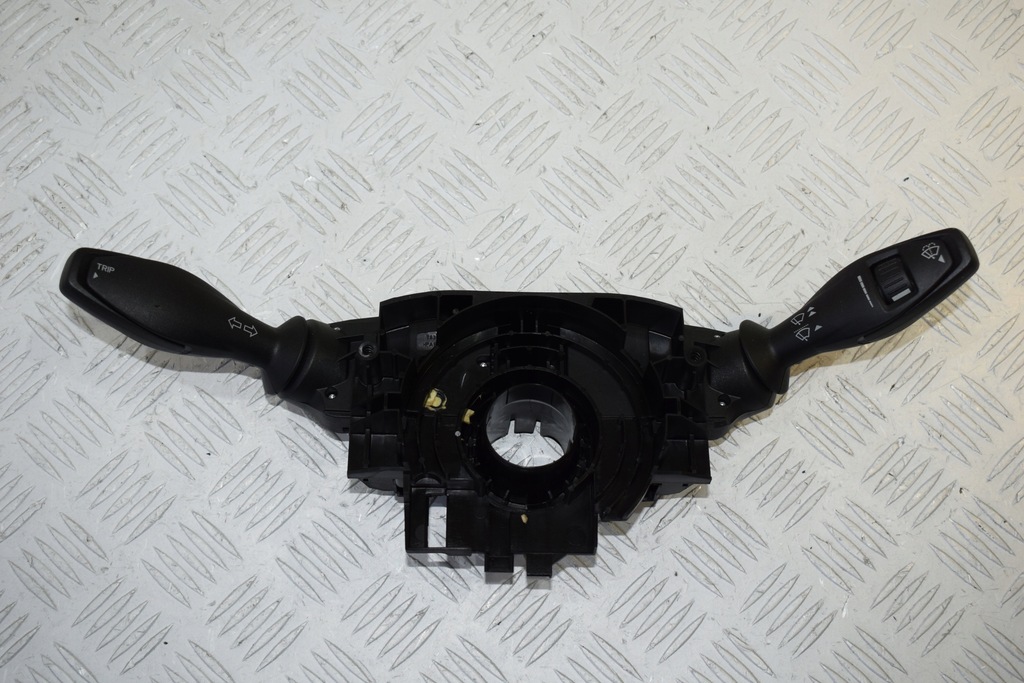 фото №1, Рычаг поворотники ford ka+ plus 2018